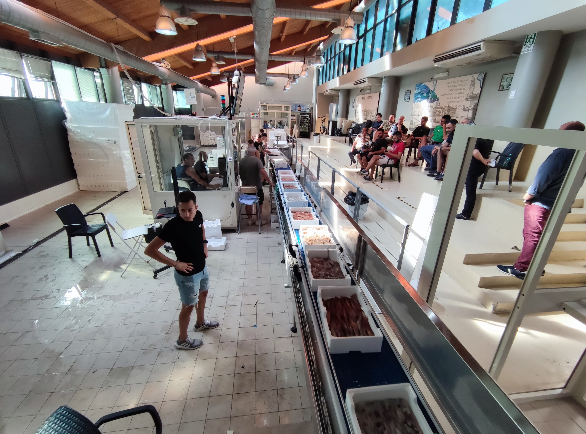 Smart Auction Media Gallery